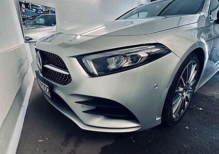Mercedes-Benz A 200 DCT -