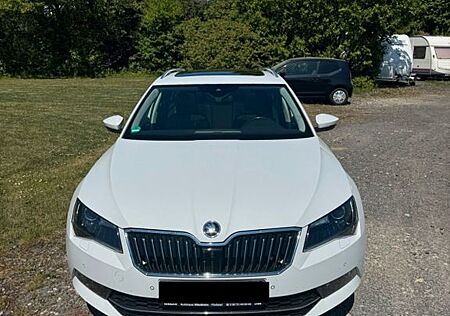 Skoda Superb 2.0 TDI SCR 140kW DSG L&K Combi L&K
