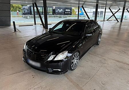Mercedes-Benz E 350 AMG AVANTGARDE VOLLAUSSTATTUNG TÜV NEU
