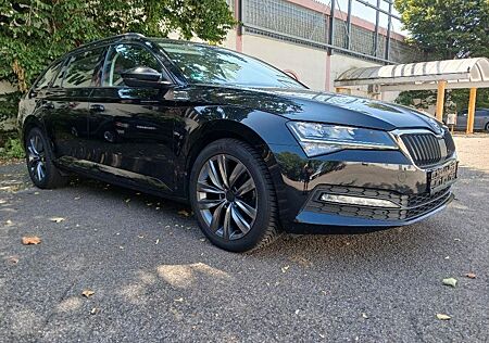 Skoda Superb Combi Active cockpit virtual