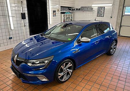 Renault Megane GT 205PS Bi-Turbo