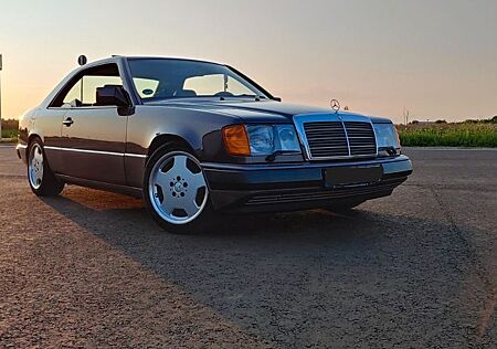 Mercedes-Benz CE 300 C124 300-24V