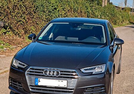 Audi A4 2.0 TDI sport