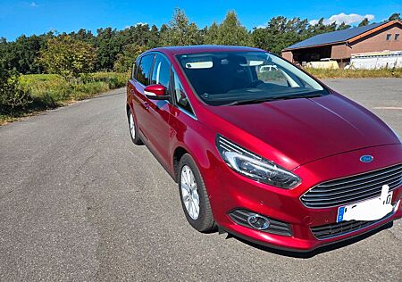 Ford S-Max 2,0 EcoBoost 176kW Titanium Automatik ...