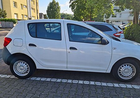 Dacia Sandero 1.2 16V 75 -