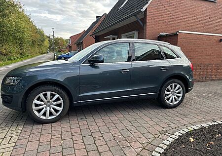 Audi Q5 2.0 TFSI S tronic quattro -