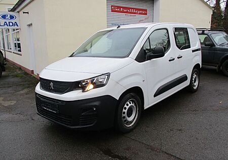 Peugeot Partner Premium L1 / Automatik