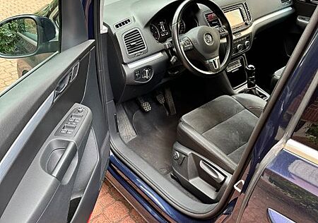 VW Sharan Volkswagen 2.0 TDI BlueMotion Technology Highlin...