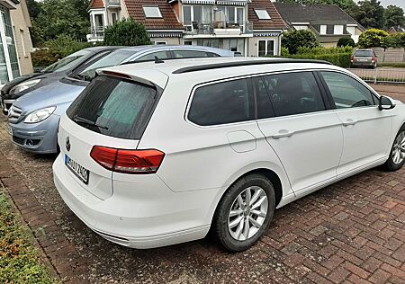 VW Passat Variant Volkswagen 2.0 TDI Comfortline Variant C...
