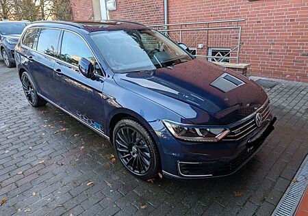 VW Passat Variant Volkswagen 1.4 TSI DSG GTE Variant AHK