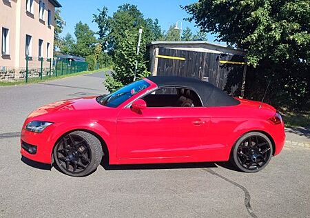 Audi TT Roadster 2.0 TFSI -