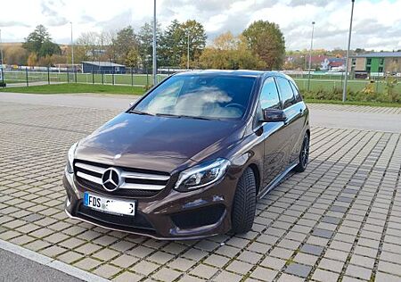 Mercedes-Benz B 200 AMG Line AMG Line