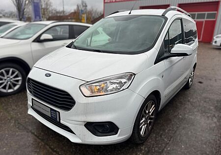 Ford Tourneo Courier 1.0 EcoBoost Titanium Navi AHK