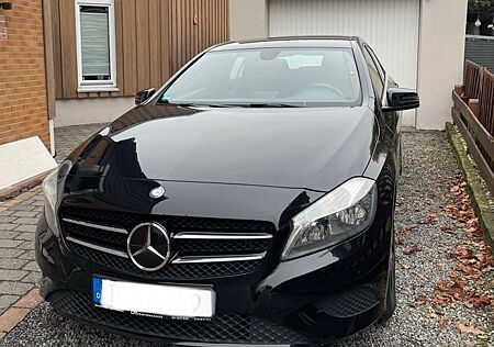 Mercedes-Benz A 180 Style mit Sportsitzen