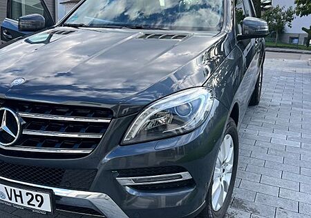 Mercedes-Benz ML 250 BlueTEC 4MATIC
