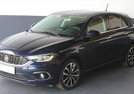 Fiat Tipo 1,4 T-Jet Lounge Navi Sitzhzg. Klimaautom.