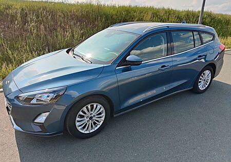 Ford Focus Titanium/LED/Keyless/Kamera/ACC/Autopilot