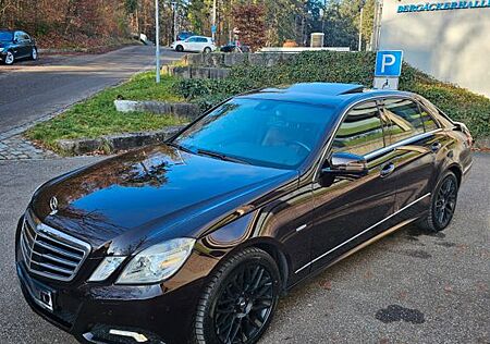 Mercedes-Benz E 350 CGI AVANTGARDE Top Gepflegt