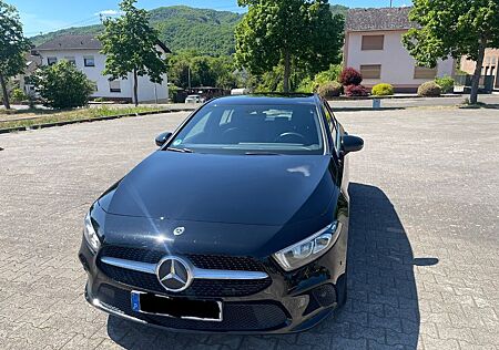 Mercedes-Benz A 180 Kompaktlimousine