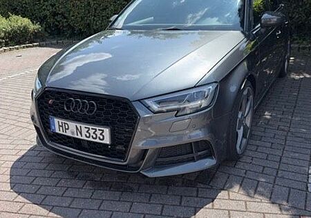 Audi A3 40TFSI - SLine - MatrixLED - 256PS !!