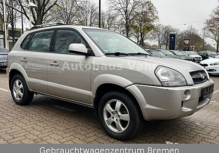 Hyundai Tucson 2.0 GLS 4WD *1.Hand*AHK*105TKM*TÜV NEU*