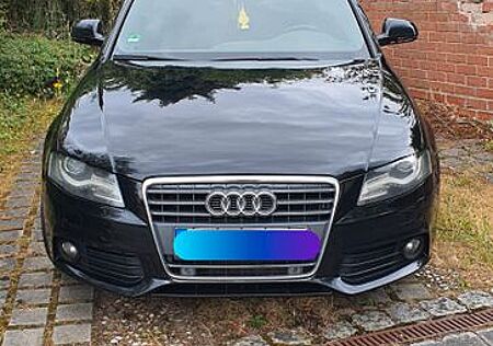 Audi A4 2.0 TDI (DPF) Attraction Attraction