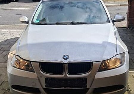 BMW 320i touring -