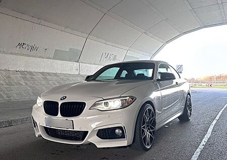 BMW 225d Coupé M-Paket | Alcantara | Harman Kardon
