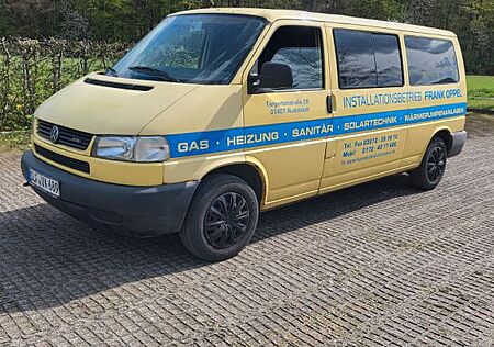 VW T4 Caravelle Volkswagen 2,5-l-Diesel TDI 65kW lang Standard