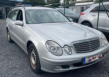 Mercedes-Benz E 220 E -Klasse T-Modell T CDI