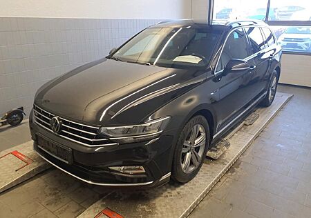 VW Passat Variant Volkswagen Passat Var 2.0 R-Line T-Leder Navi PDC StHeizung