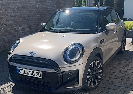 Mini ONE *JCW*LED*NAVI*PDC*SHZ*AMBIENTE*GARANTIE