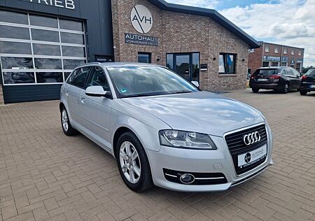 Audi A3 1.4 Attraction*Kette Neu/TÜV Neu/Scheck./AHK*