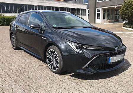 Toyota Corolla 2,0 Hybrid Team Deutsch Sport
