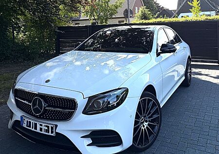 Mercedes-Benz E 350 E 350d AMG/STDH/Airbody/HeadUp/Pano/KeyL
