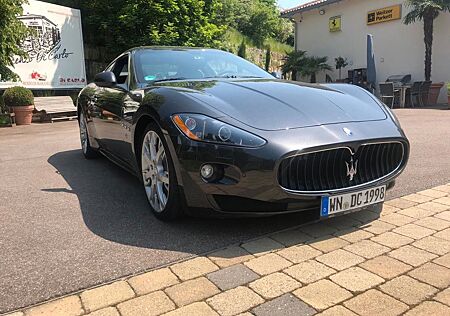 Maserati GranTurismo S Automatik S