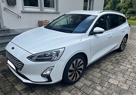 Ford Focus Turnier Cool & Connect