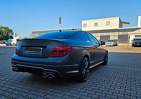 Mercedes-Benz C 350 Coupé Autom. -