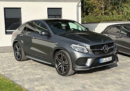 Mercedes-Benz GLE 43 AMG Mercedes-AMG GLE 43 4MATIC Merced...