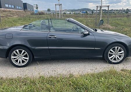 Mercedes-Benz CLK 280 Cabrio aut., ACC, Harman-Kardon, Bi-Xe