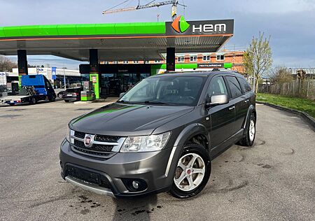 Fiat Freemont Lounge AWD (AUTOMATIK)