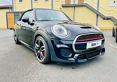 Mini John Cooper Works Cabrio °Chili°Wired°Color-Line