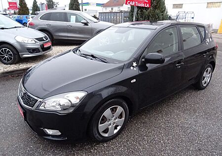 Kia Cee'd / 1.4i/109 PS/ 1-Hand