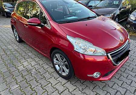 Peugeot 208 1.6 Allure e-HDi 115 STOP & START