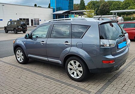 Mitsubishi Outlander 2.4 MIVEC Instyle Auto Instyle