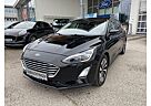 Ford Focus Cool & Connect Navi PP LED Winter-P.