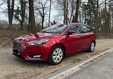 Ford Focus 1,5TDCi 88kW DPF Titanium Turnier Titanium