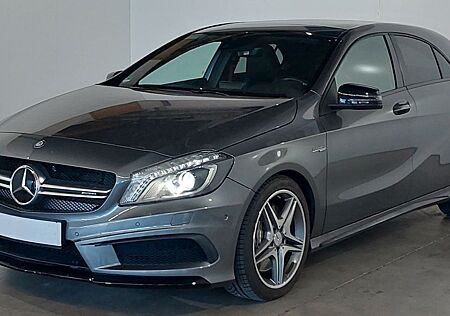 Mercedes-Benz A 45 AMG 4Matic Panoramad./Nightpaket/Comand/2Hd