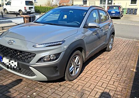 Hyundai Kona 1.0 T-GDI 48V-Hybrid Select iMT Select