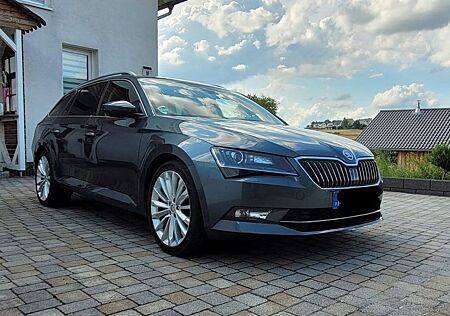 Skoda Superb 2.0 TDI SCR 140kW DSG 4x4 SportLine C...